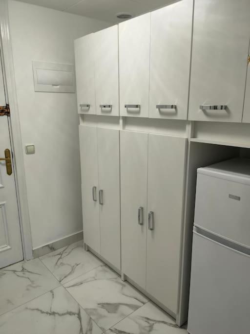 Apartament Flamingo Z Basenem Торрев'єха Екстер'єр фото