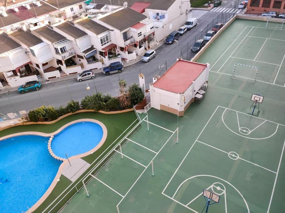 Apartament Flamingo Z Basenem Торрев'єха Екстер'єр фото